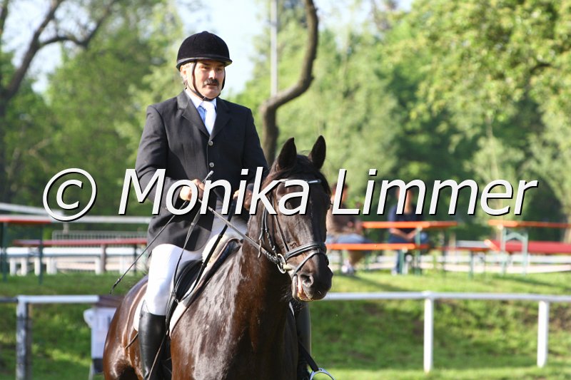 005M6062_Umberto_Gluecks A.JPG